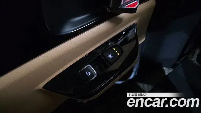 Kia Carnival 2020 — Фото 18/20