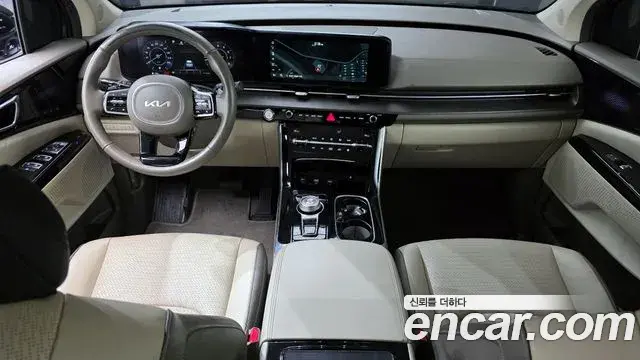 Kia Carnival 2023 — Photo 6/20