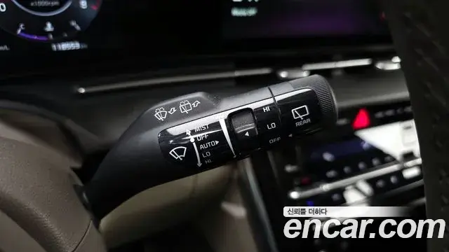 Kia Carnival 2023 — Photo 15/20