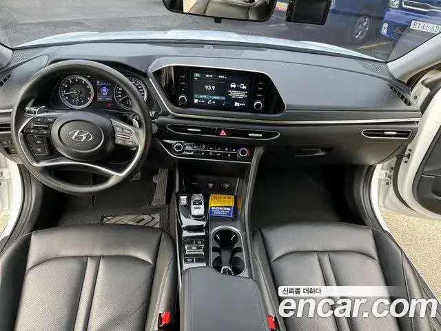 Hyundai Sonata Hybrid 2019 — Photo 3/20