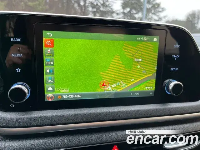Hyundai Sonata Hybrid 2019 — Photo 13/20