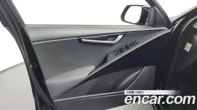 Kia Niro 2022 — Photo 16/33