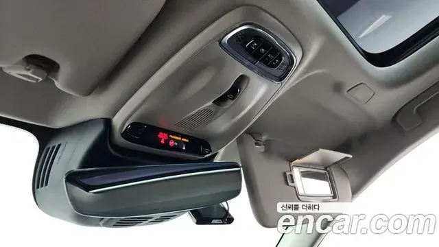 Volvo S60 2020 — ფოტო 28/36