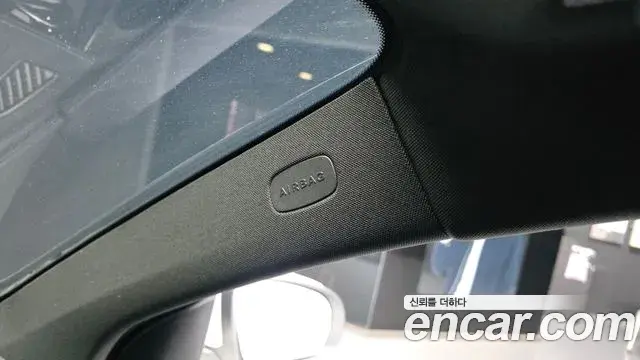 Mercedes-Benz GLC-Class 2021 — Photo 13/32