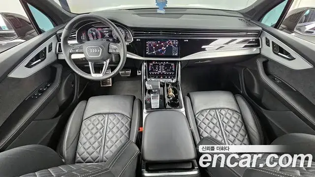 Audi Q7 2023 — Photo 7/20