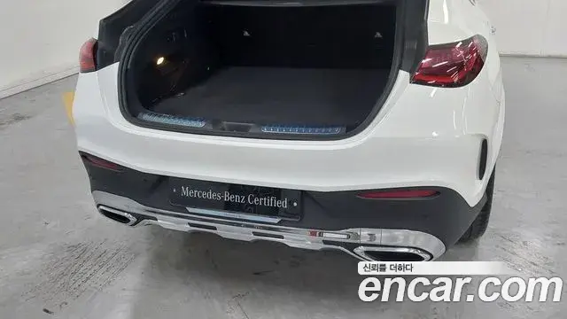 Mercedes-Benz GLC-Class 2024 — Şəkil 10/20