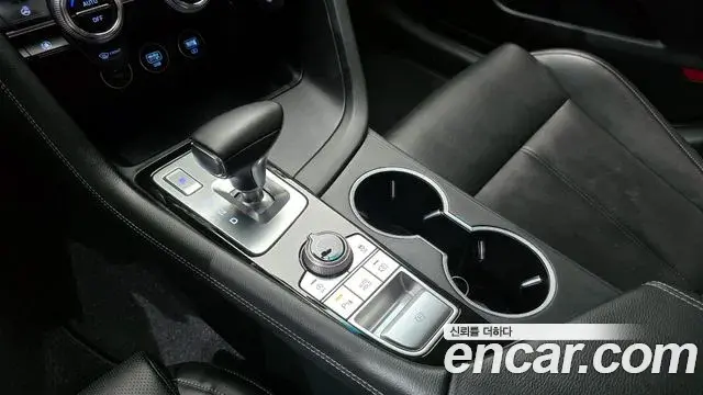 Genesis G70 2021 — Photo 11/20