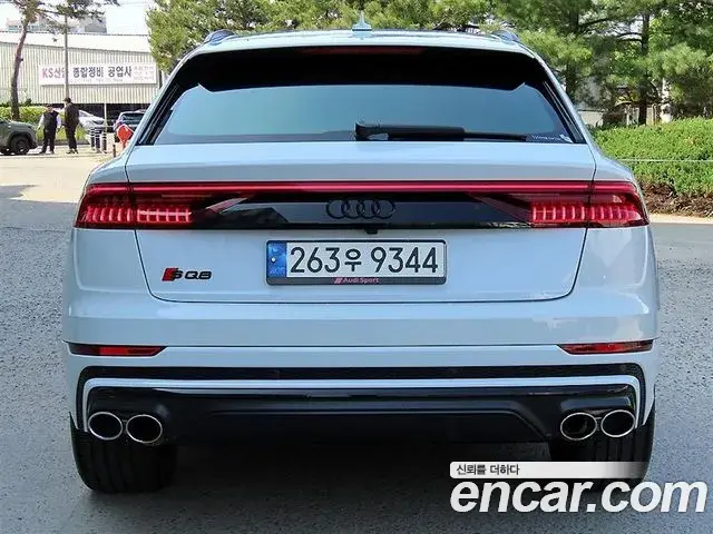 Audi SQ8 2020 — ფოტო 19/20