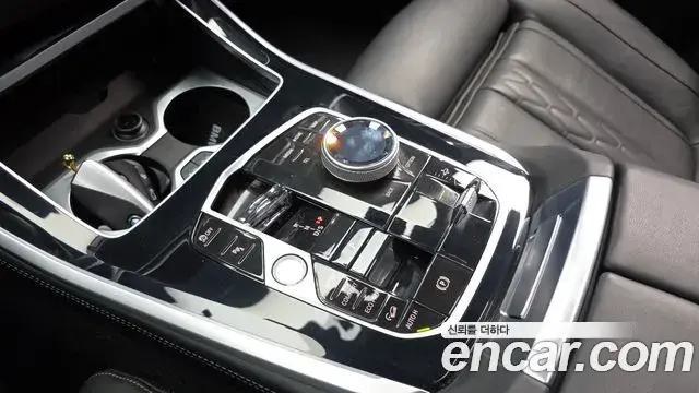 BMW X5 2025 — Photo 8/20