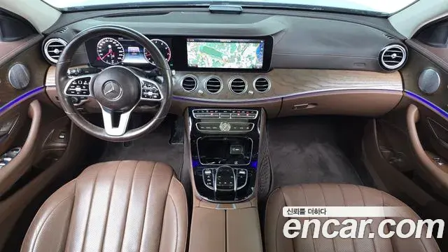 Mercedes-Benz E-Class 2019 — Şəkil 22/30