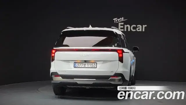 Kia Carnival 2025 — Photo 4/20
