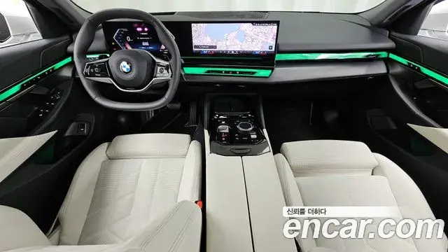 BMW 5 Series 2025 — Фото 7/20
