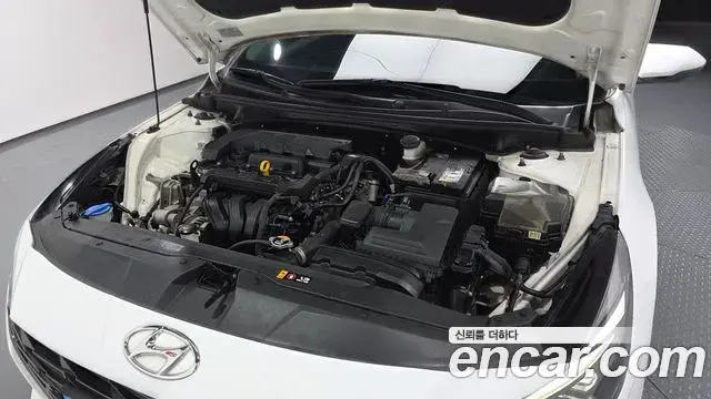 Hyundai The New Avante Hybrid 2021 — Şəkil 13/31
