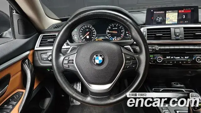 BMW 4 Series 2019 — Photo 22/33