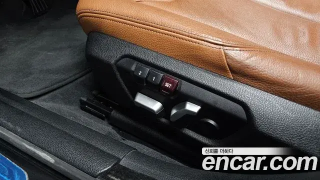 BMW 4 Series 2019 — Photo 17/33