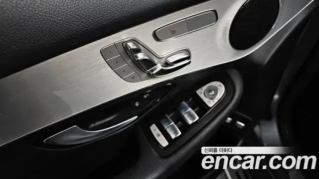 Mercedes-Benz GLC-Class 2018 — Фото 18/20
