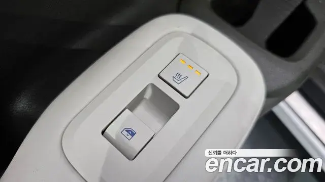 Hyundai Santa Fe 2024 — Photo 19/20