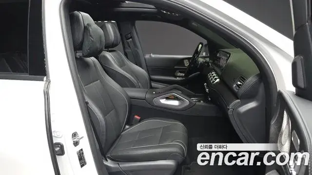 Mercedes-Benz GLS-Class 2026 — Photo 11/20