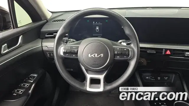 Kia K5 2024 — Photo 13/20