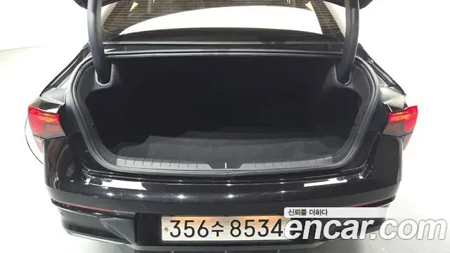 Kia K5 2024 — Photo 16/20