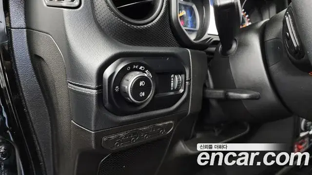 Jeep Wrangler 2024 — Photo 17/20