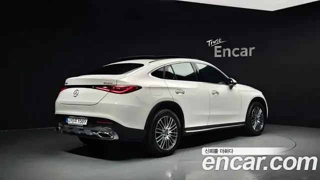 Mercedes-Benz GLC-Class 2025 — Photo 2/20