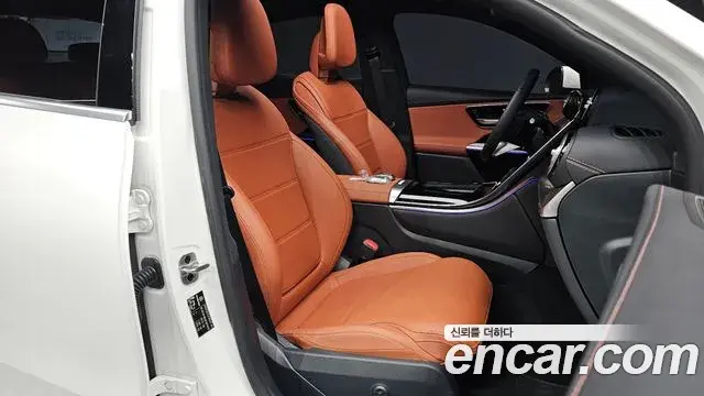 Mercedes-Benz GLC-Class 2025 — Photo 11/20