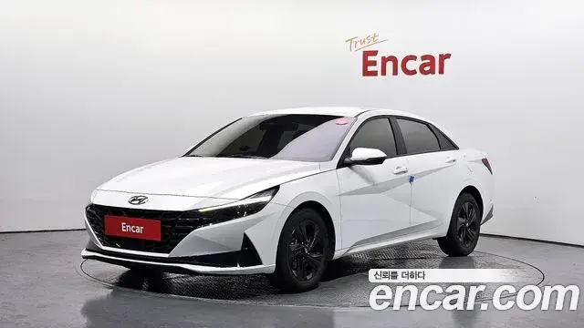 Hyundai Avante 2023 — Фото 1/20