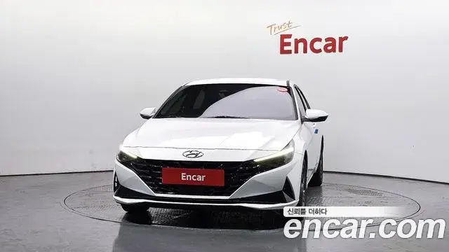 Hyundai Avante 2023 — Фото 3/20
