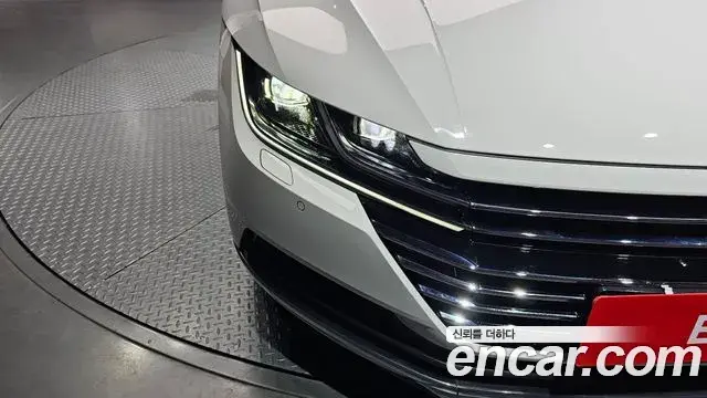 Volkswagen Arteon 2020 — Şəkil 26/32