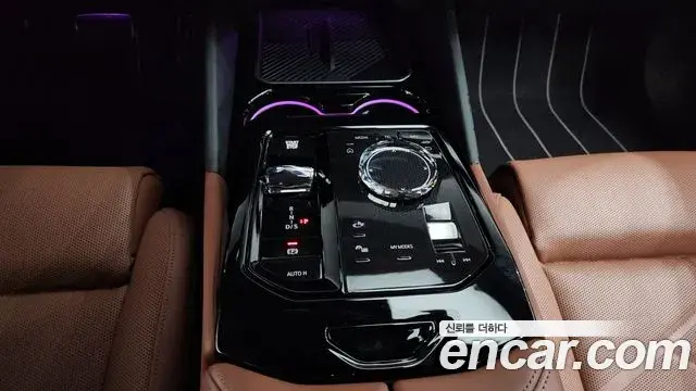 BMW 5 Series 2025 — Şəkil 4/34