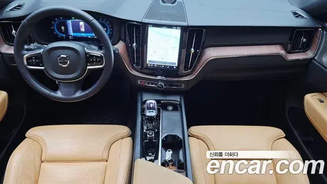 Volvo XC60 2024 — Photo 7/20