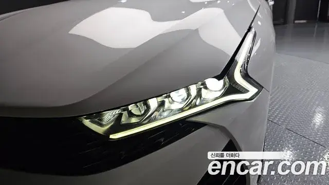 Kia K5 2019 — Şəkil 24/30