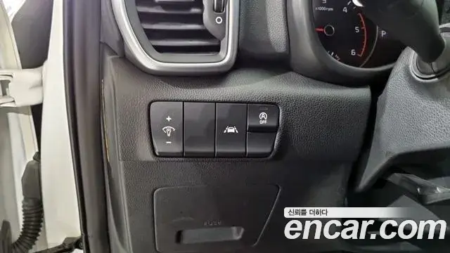 Kia Sportage The Bold 2019 — Photo 16/18