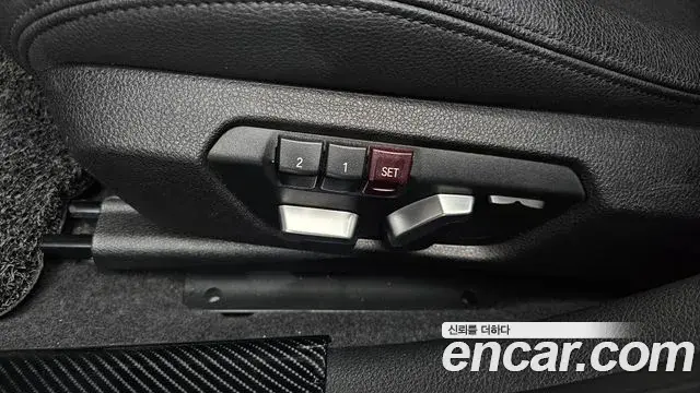 BMW 1 Series 2019 — Фото 19/20