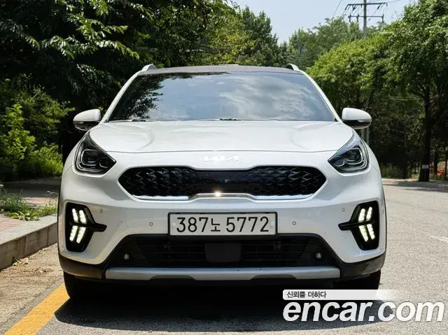 Kia Niro 2021 — Фото 3/20