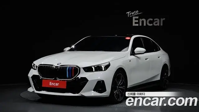 BMW 5 Series 2024 — Şəkil 10/20
