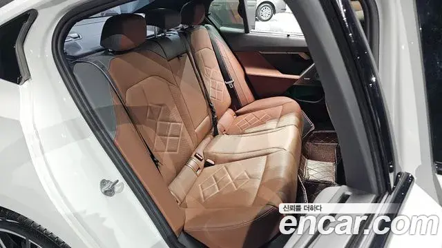 BMW 5 Series 2024 — Şəkil 1/20