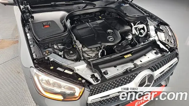 Mercedes-Benz GLC-Class 2022 — Photo 6/20