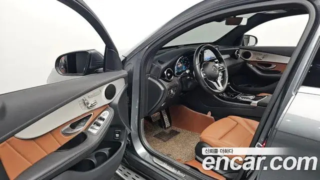 Mercedes-Benz GLC-Class 2022 — Photo 10/20