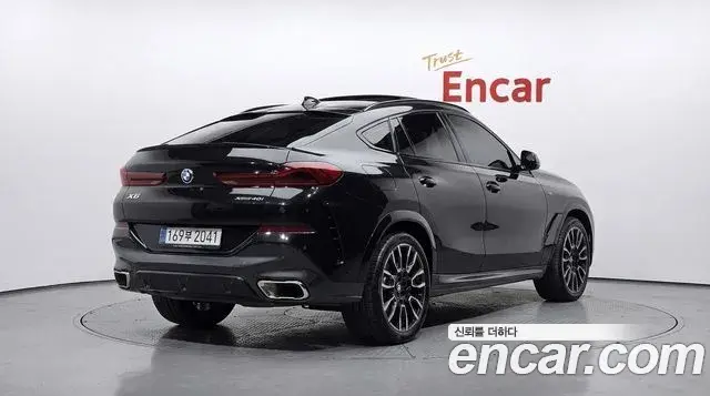 BMW X6 2024 — Photo 2/20