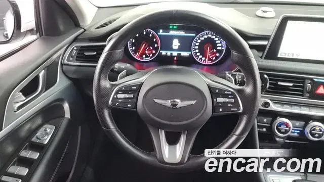 Genesis G70 2018 — Фото 13/20