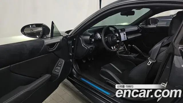 Toyota GR86 2025 — Şəkil 10/20