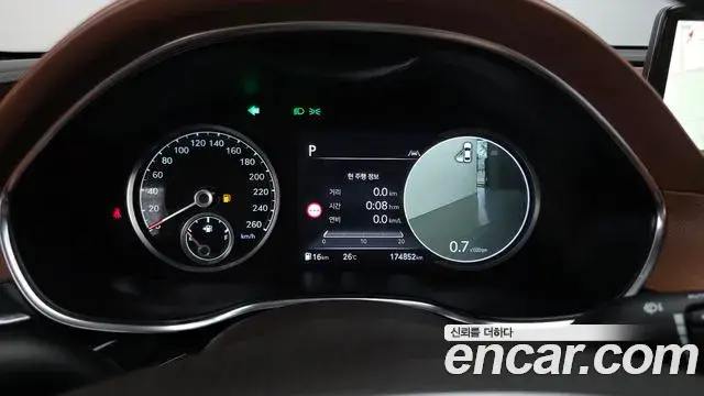 Genesis Electrified G80 2022 — Şəkil 7/20