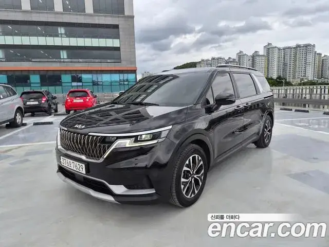 Kia Carnival, 2023