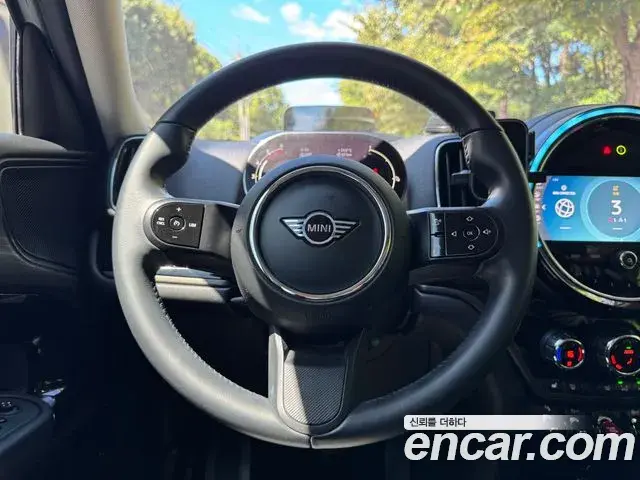 Mini Cooper D Countryman 2021 — Photo 9/20