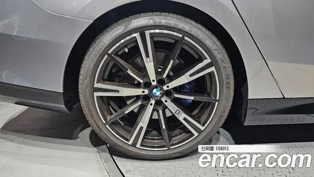 BMW 5 Series 2025 — Photo 5/20