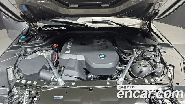 BMW 5 Series 2025 — Photo 6/20