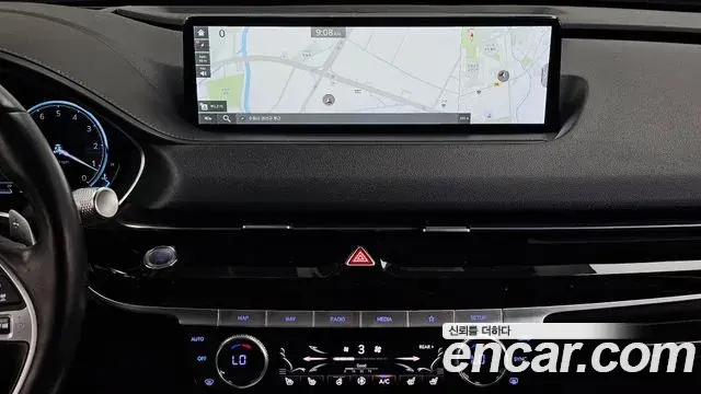 Genesis Electrified G80 2022 — Photo 14/20