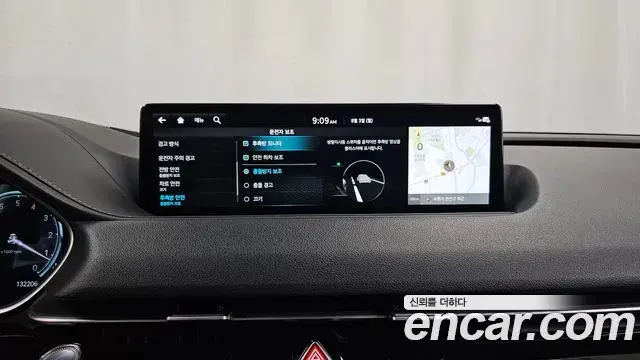 Genesis Electrified G80 2022 — Photo 15/20